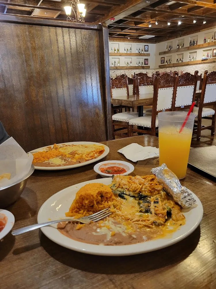 Pablanos with Shredded Chicken